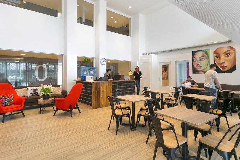 best hostels in amsterdam