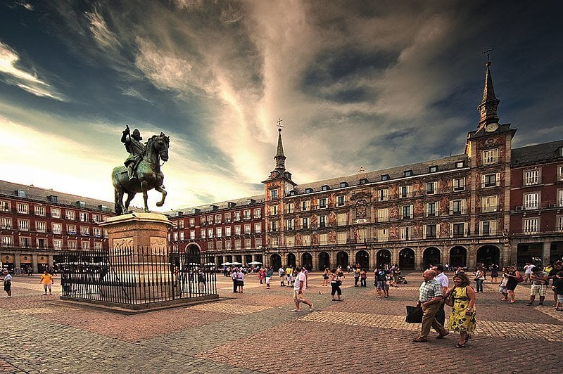 things to do in madrid - walk around madrid