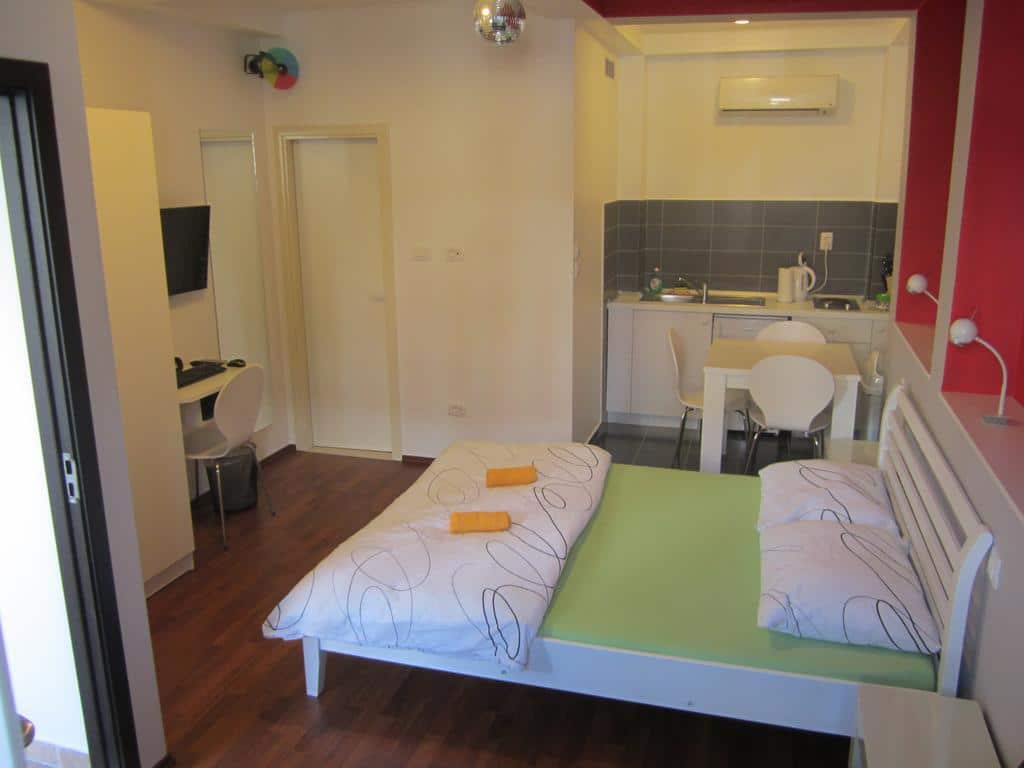 the best hostels in split, croatia