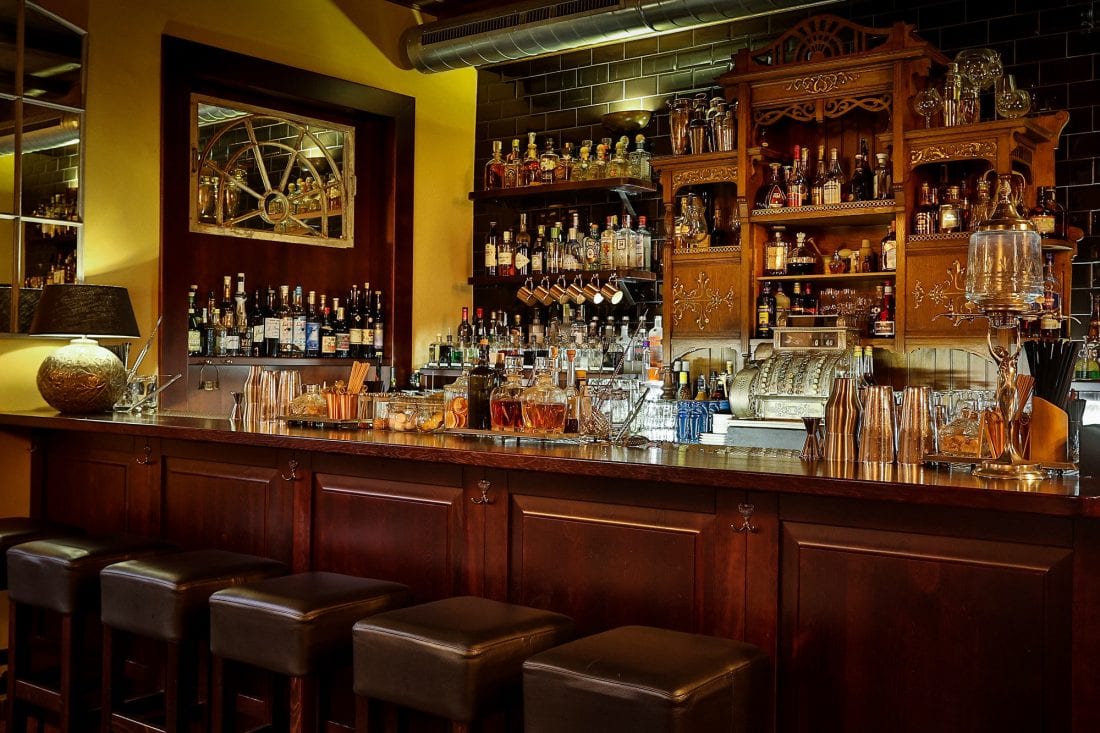 nightlof ein prague - bet bars in prague