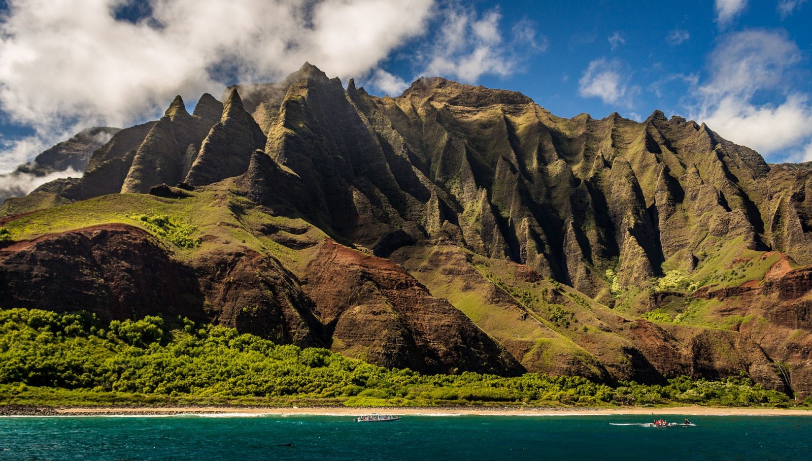How Much Does a Trip to Hawaii Cost? (5 Ways to Save