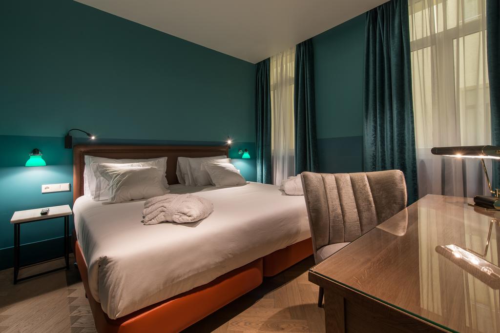 best boutique hotels Madrid Vincci the Mint