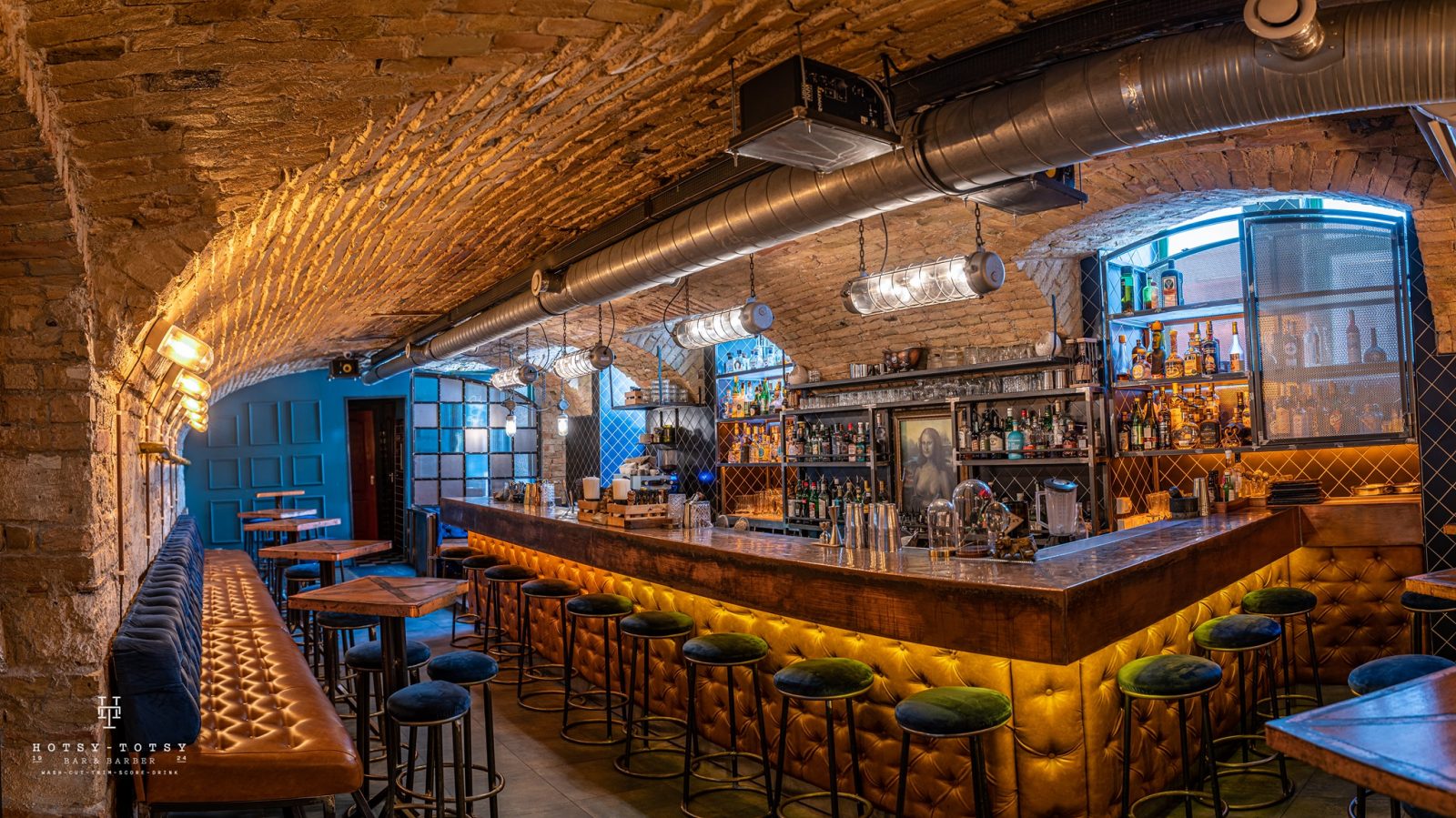 Budapest Nightlife Best Clubs, Pubs, and Ruin Bars