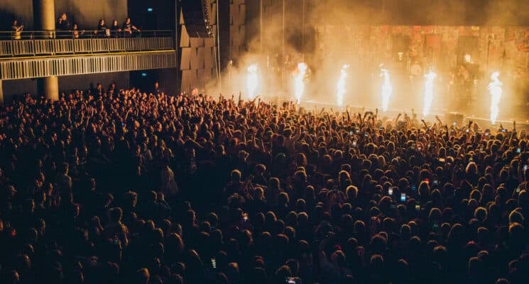 PalayeRoyale ForumKarlin BM