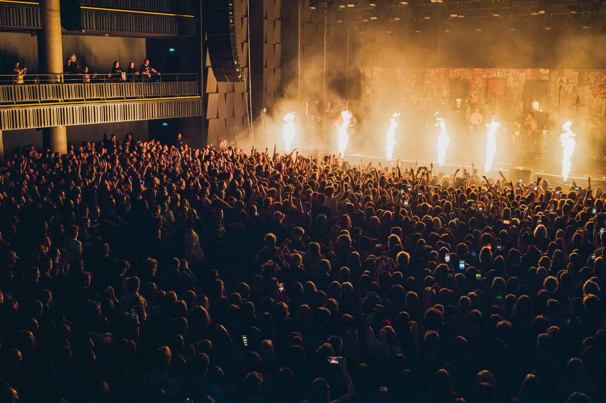 A Local’s Guide to the Best Live Music Venues in Prague – Just a Pack